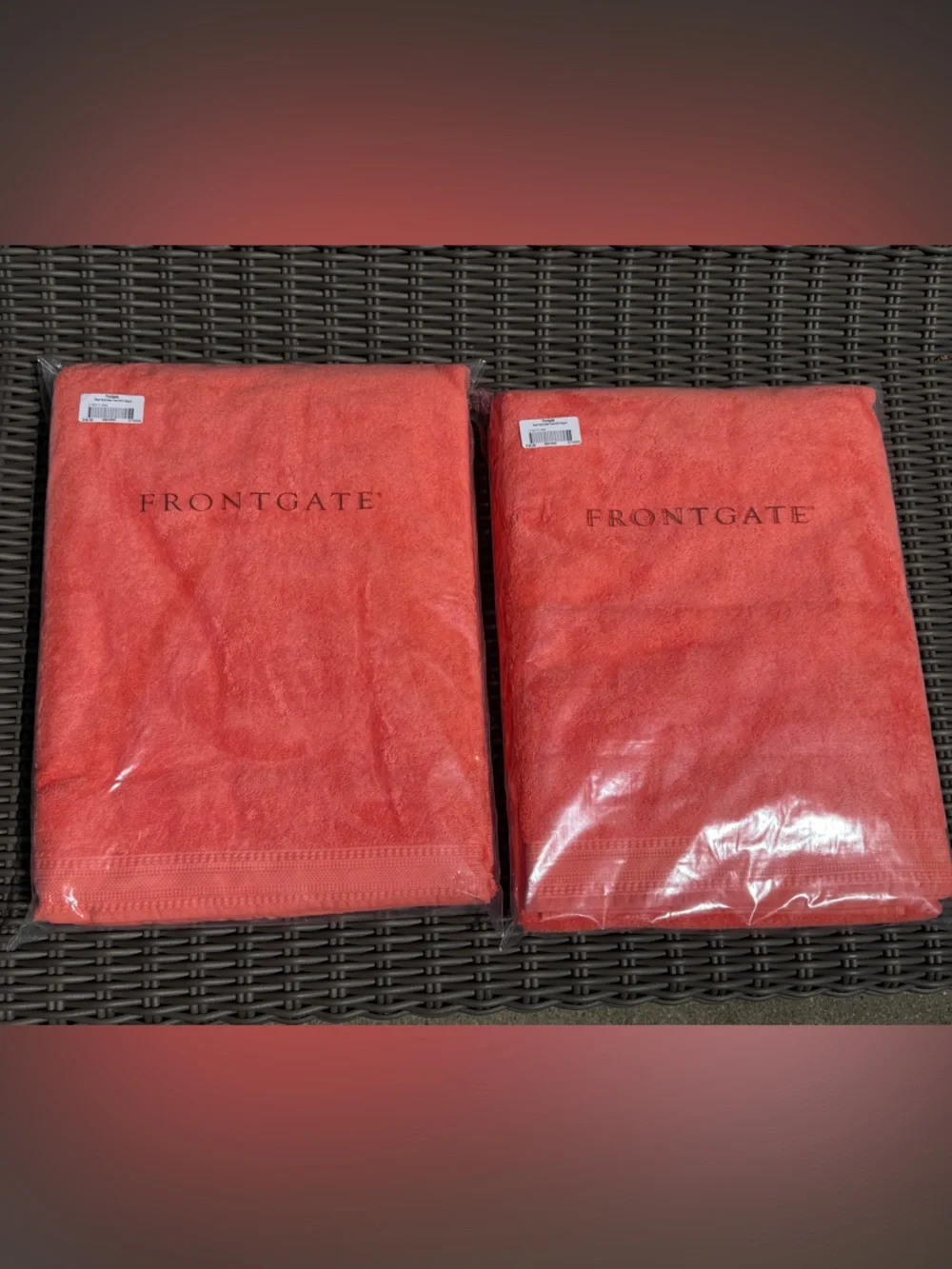 Frontgate Resort Solid Sangria Towels - Set of 2